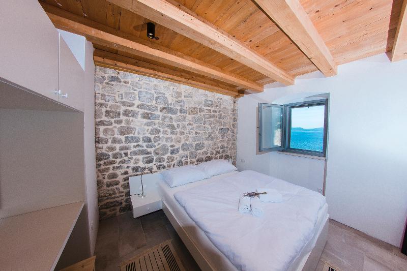 Stone Lady - Holiday Home Omis Luaran gambar